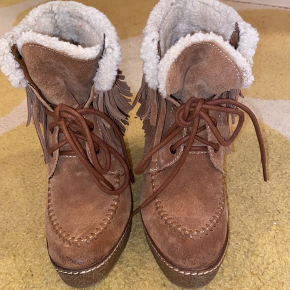 SAM EDELMAN fringe suede furry lined wedge ankle boots 7 - Picture 3 of 6